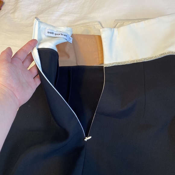 Self-Portrait Black And White Crepe Bow Mini Dress - Picture 9 of 14